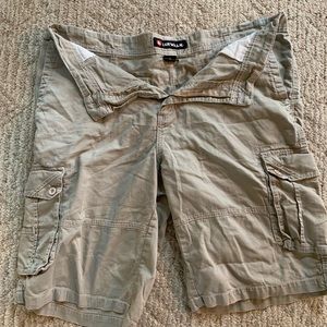 Men’s Airwalk cargo shorts